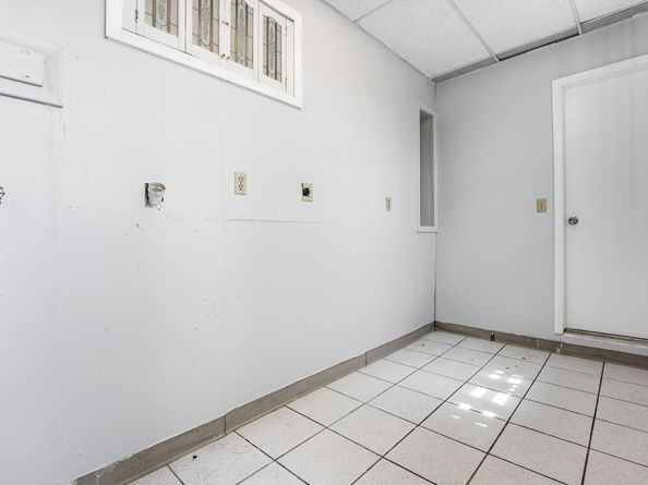 430 NW 133rd St, North Miami FL 33168