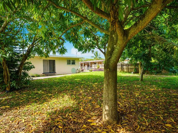 430 NW 133rd St, North Miami FL 33168