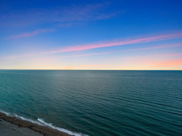 900 Ocean Drive 504, Juno Beach FL 33408