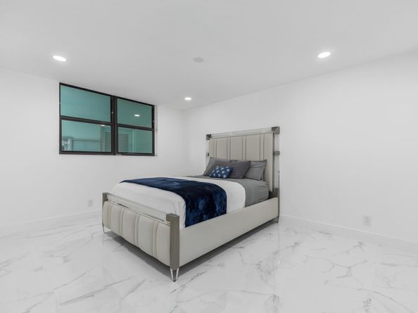900 Ocean Drive 504, Juno Beach FL 33408