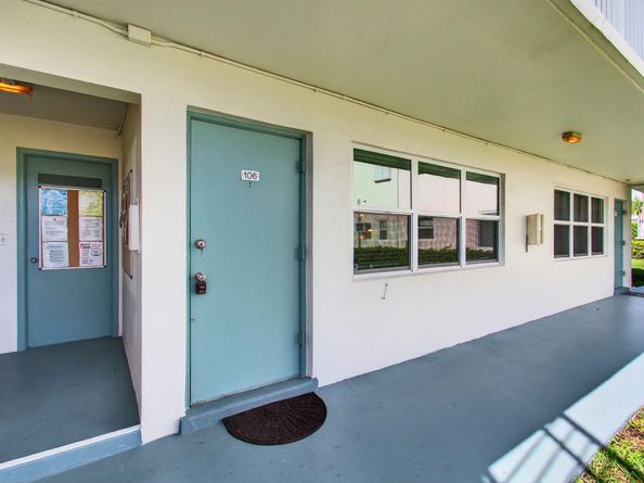 880 Horizons W 106, Boynton Beach FL 33435