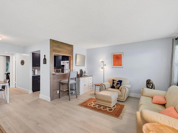 880 Horizons W 106, Boynton Beach FL 33435