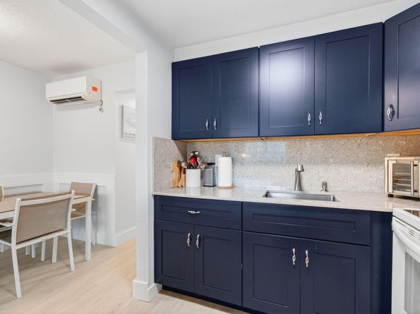 880 Horizons W 106, Boynton Beach FL 33435