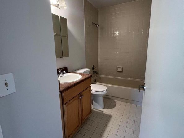 814 Meadows Circle 814, Boynton Beach FL 33436