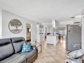 8501 NW 11th Ct, Pembroke Pines FL 33024