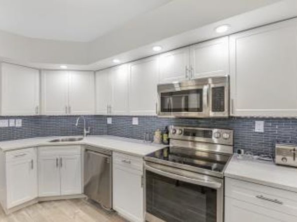 3575 Broken Woods Dr 302, Coral Springs FL 33065