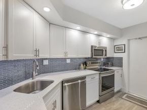 3575 Broken Woods Dr 302, Coral Springs FL 33065