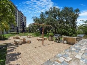 3575 Broken Woods Dr 302, Coral Springs FL 33065