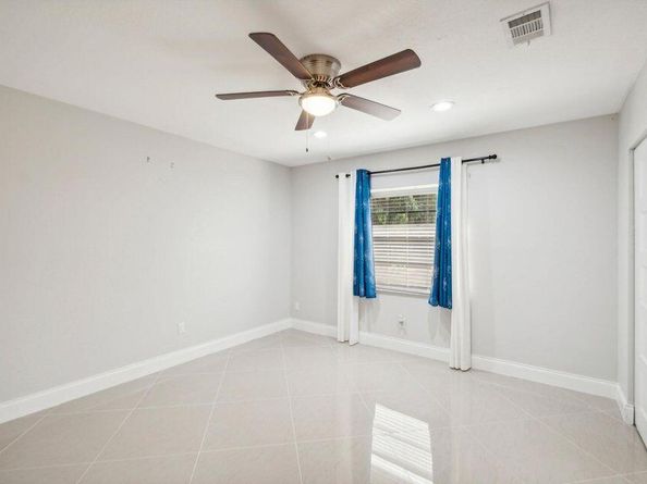 21662 Arriba Real 44F, Boca Raton FL 33433