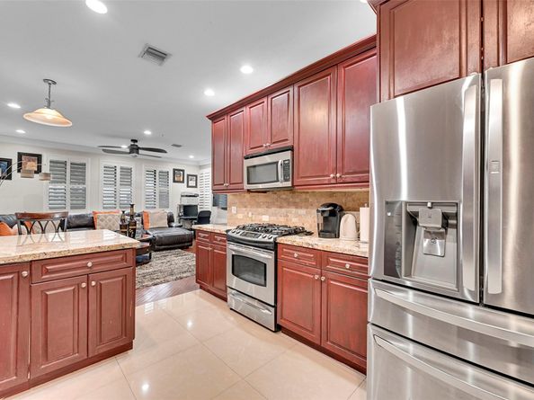 3055 NW 126th Ave 108, Sunrise FL 33323