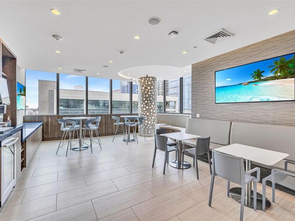 100 E Las Olas Blvd 1701, Fort Lauderdale FL 33301