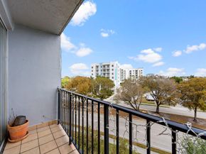 310 Fontainebleau Blvd 502, Miami FL 33172