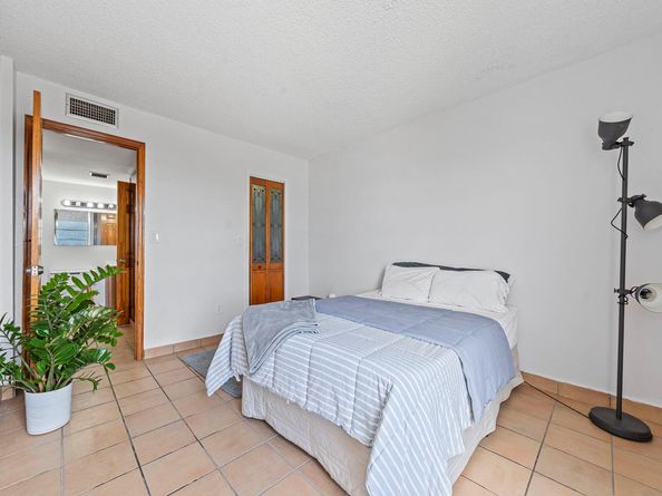 310 Fontainebleau Blvd 502, Miami FL 33172