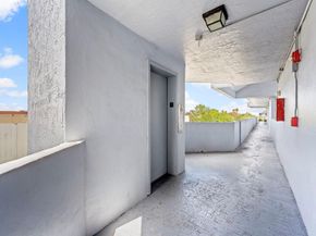 310 Fontainebleau Blvd 502, Miami FL 33172