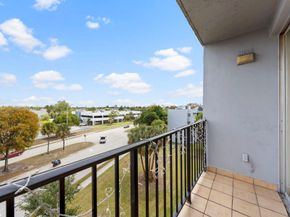 310 Fontainebleau Blvd 502, Miami FL 33172