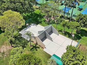 18619 Breezy Palm Way, Boca Raton FL 33496