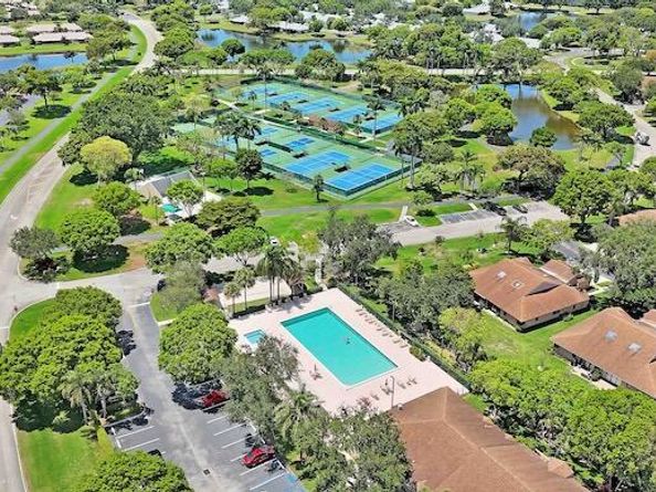 18619 Breezy Palm Way, Boca Raton FL 33496