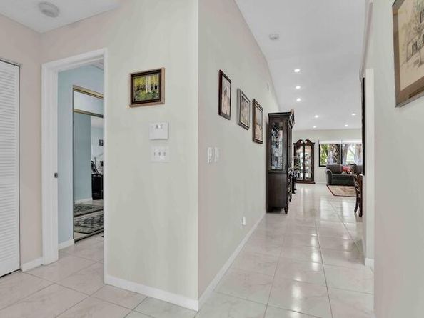 18619 Breezy Palm Way, Boca Raton FL 33496