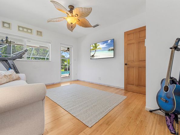 550 NE 5th Street, Pompano Beach FL 33060