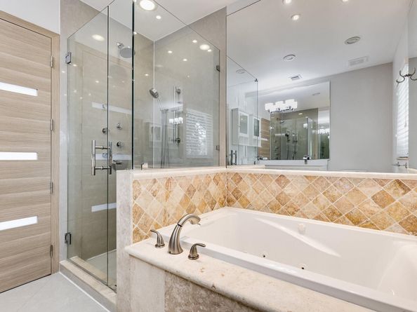 2432 Bayview Dr, Fort Lauderdale FL 33305