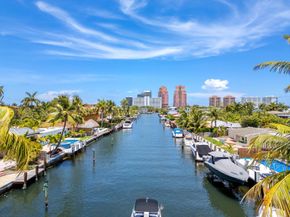 2432 Bayview Dr, Fort Lauderdale FL 33305