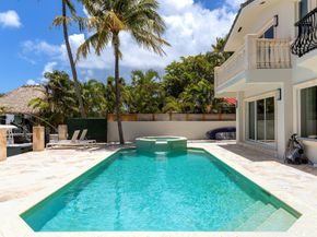 2432 Bayview Dr, Fort Lauderdale FL 33305