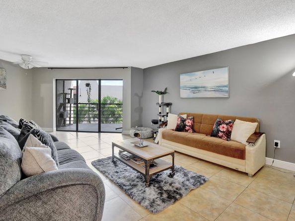 6855 W Broward Boulevard 406, Plantation FL 33317