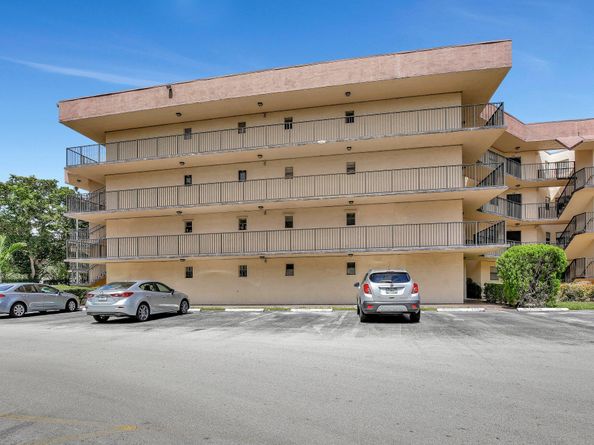 6855 W Broward Boulevard 406, Plantation FL 33317