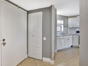 6855 W Broward Boulevard 406, Plantation FL 33317