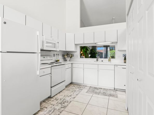 6392 Long Key Lane, Boynton Beach FL 33472