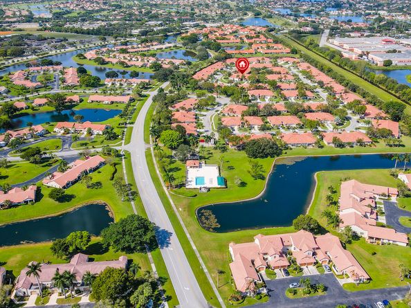 6392 Long Key Lane, Boynton Beach FL 33472