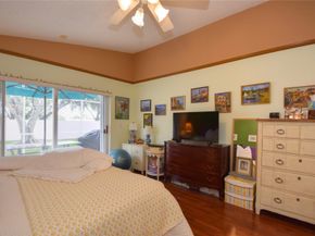 98 Gables Blvd, Weston FL 33326