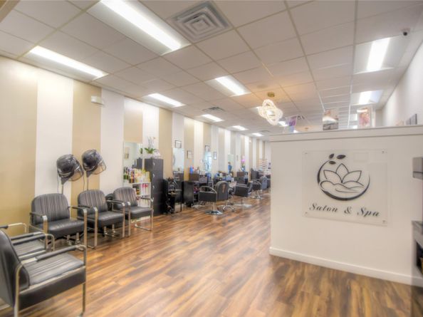 98 Gables Blvd, Weston FL 33326