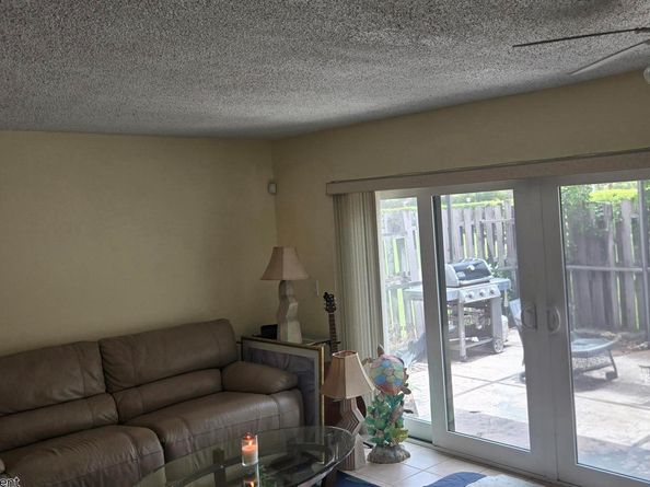 102 Weybridge Circle D, Royal Palm Beach FL 33411