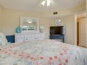 3810 Via Poinciana 401, Lake Worth FL 33467