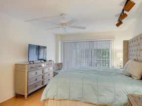 3810 Via Poinciana 401, Lake Worth FL 33467