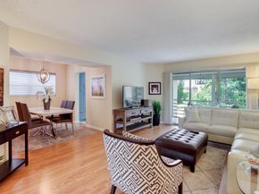 3810 Via Poinciana 401, Lake Worth FL 33467