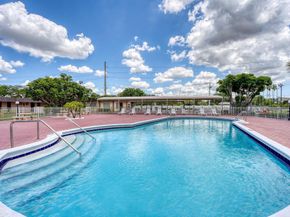 2951 NW 46th Avenue 407, Lauderdale Lakes FL 33313