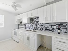 2951 NW 46th Avenue 407, Lauderdale Lakes FL 33313