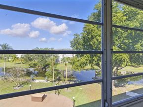 2951 NW 46th Avenue 407, Lauderdale Lakes FL 33313