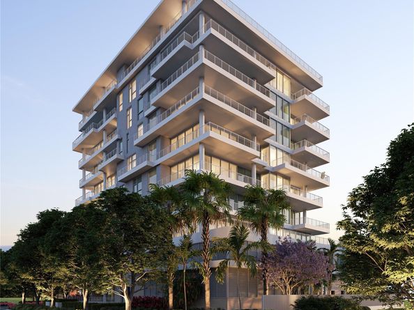 527 Orton Ave. 902B, Fort Lauderdale FL 33304