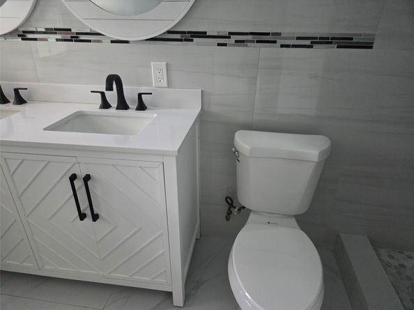 7219 NW 43rd St, Coral Springs FL 33065