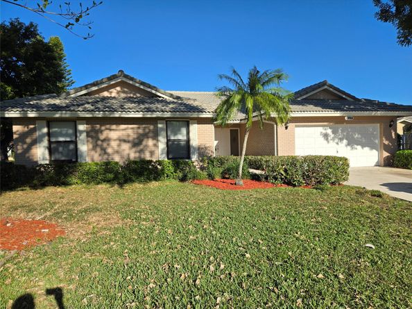7219 NW 43rd St, Coral Springs FL 33065