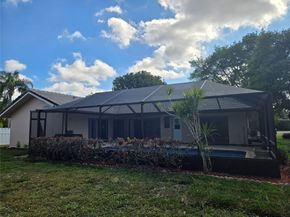 7219 NW 43rd St, Coral Springs FL 33065