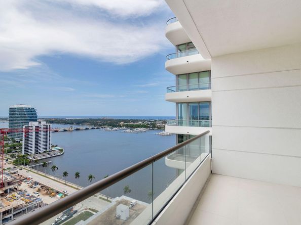 200 Arkona Court 2101, West Palm Beach FL 33401