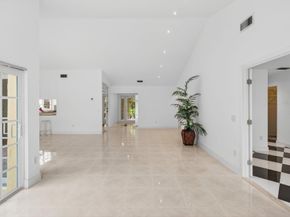 6105 Via Laguna Lane, Boca Raton FL 33433