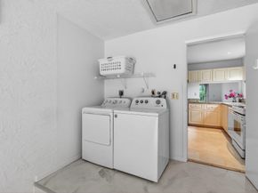 6105 Via Laguna Lane, Boca Raton FL 33433