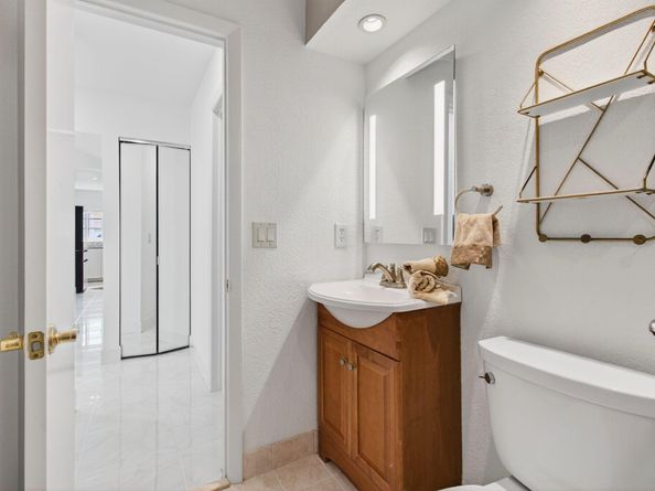 6105 Via Laguna Lane, Boca Raton FL 33433