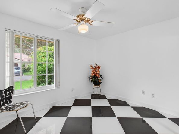 6105 Via Laguna Lane, Boca Raton FL 33433
