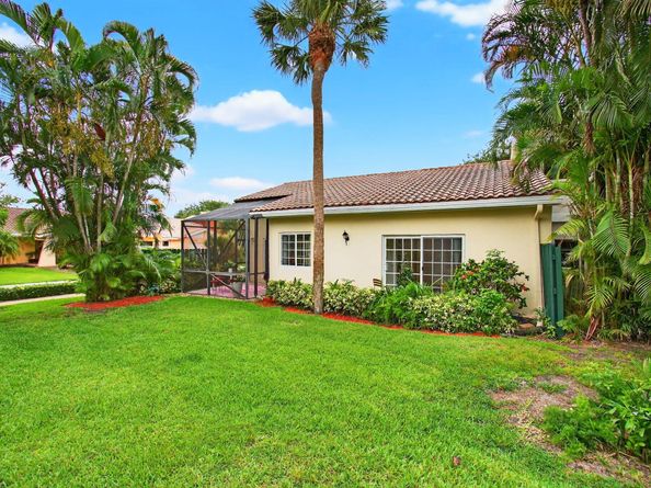 6105 Via Laguna Lane, Boca Raton FL 33433